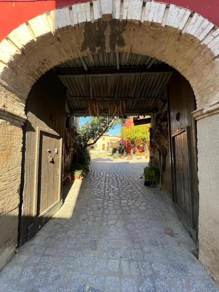 La Corte Degli Aranci Senorbi Exterior photo